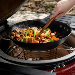 Kamado Joe Karbon Steel Wok -Barbecue Serie Winkel kamado joe karbon steel wok 2